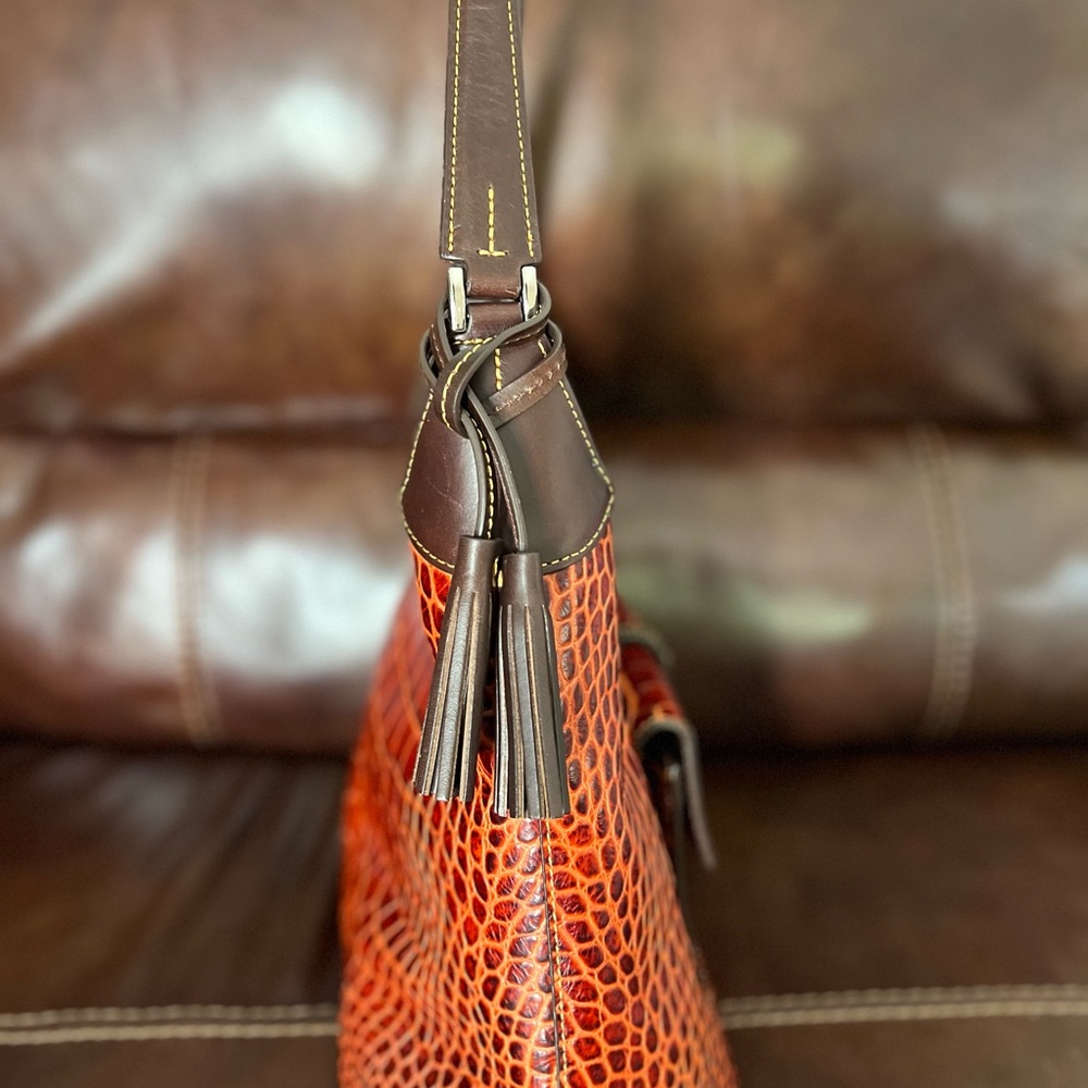 Dooney & Bourke‎ Savannah Croco Purse - Picture 5 of 9